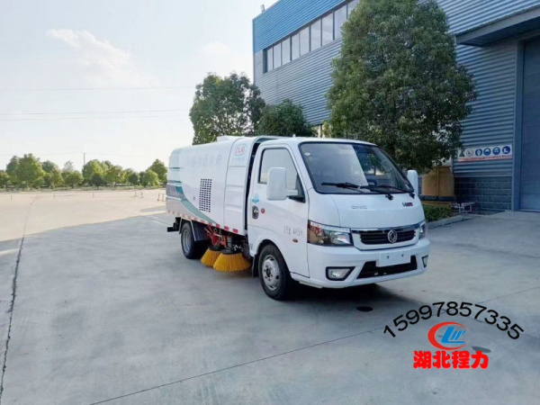 东风途逸纯电动扫路车3方 东风途逸纯电动扫路车3方