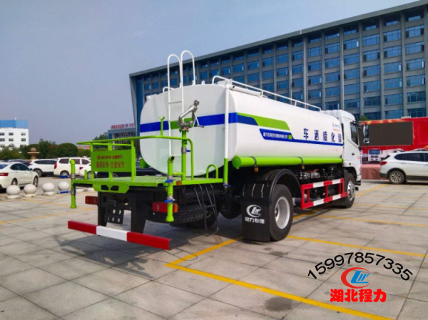 东风华神洒水车15方 东风华神洒水车15方